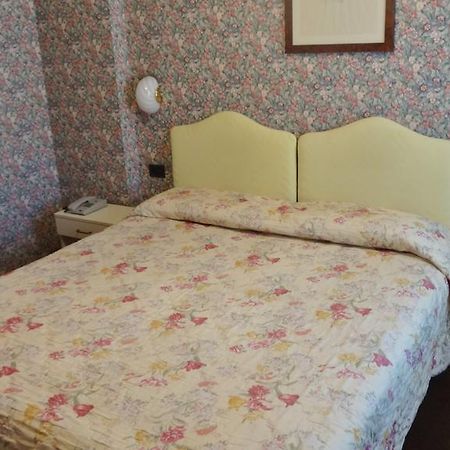 Hotel Cervo 博尔米奥 外观 照片